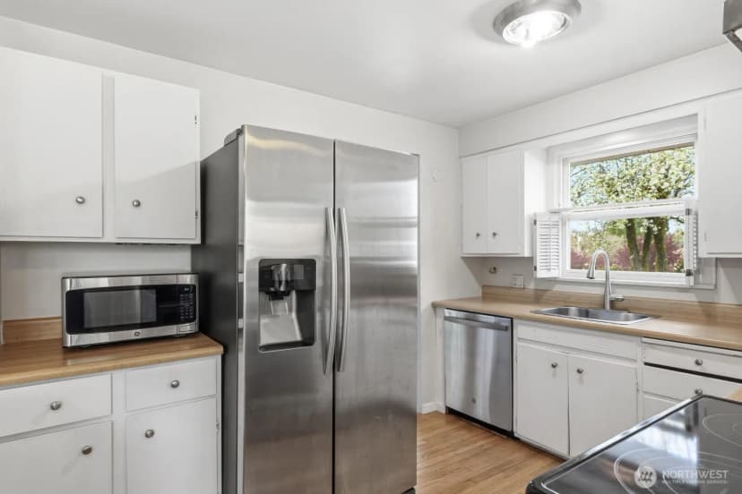 Property photo for 509 Summit Avenue, Tacoma photo 8
