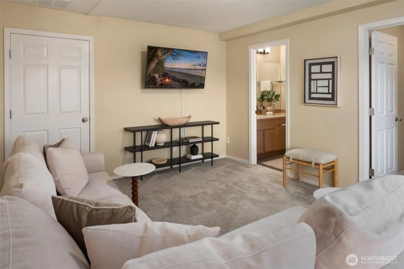 Property photo for 10835 Arroyo Beach Place Sw, Seattle photo 18