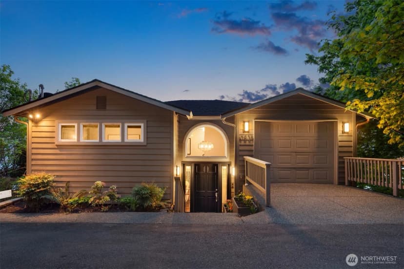 Property photo for 10835 Arroyo Beach Place Sw, Seattle photo 30