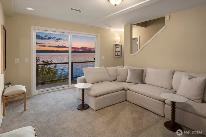 Property photo for 10835 Arroyo Beach Place Sw, Seattle photo 19