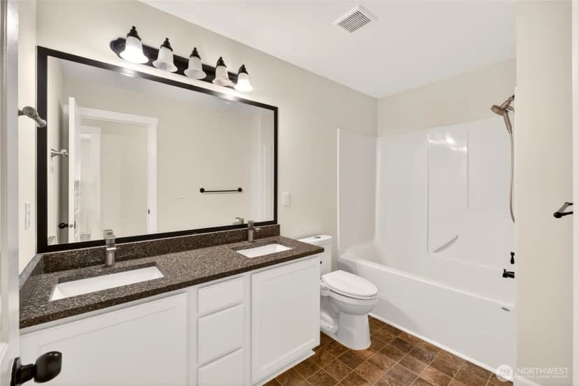 Property photo for 335 Ne Graham Avenue, Renton photo 16