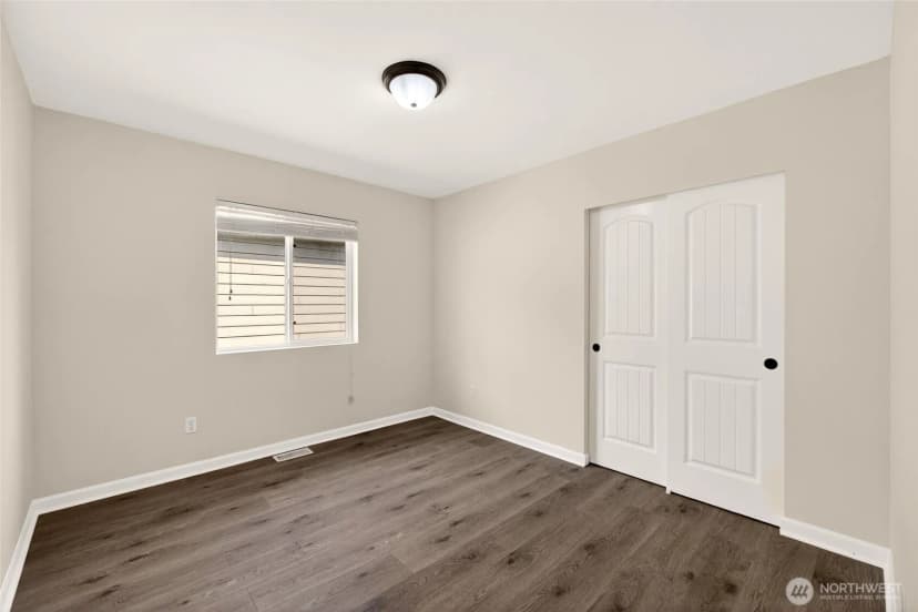 Property photo for 335 Ne Graham Avenue, Renton photo 18