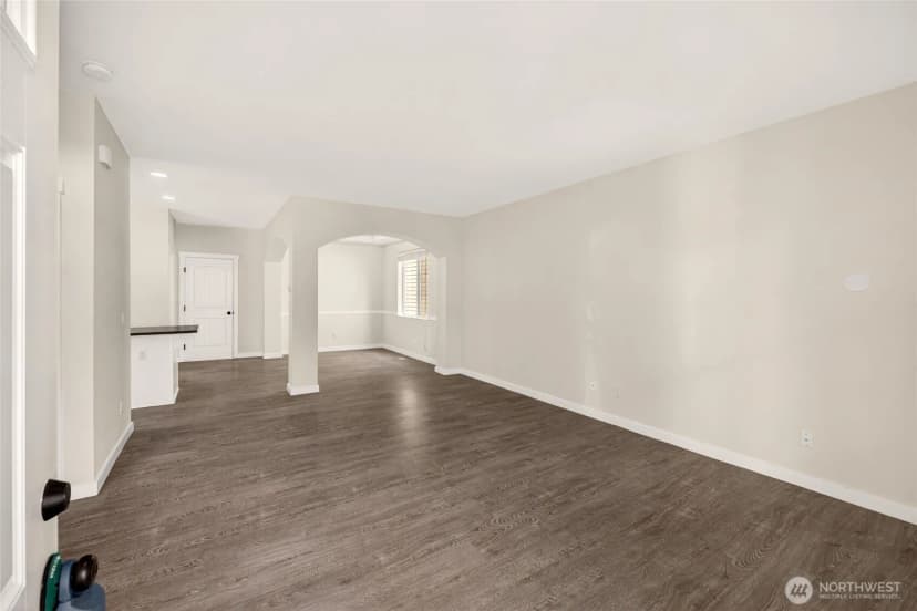 Property photo for 335 Ne Graham Avenue, Renton photo 6