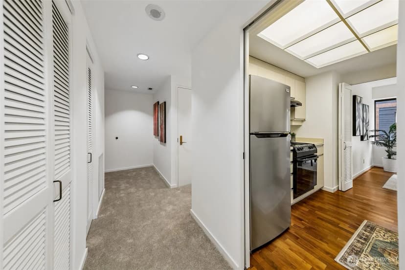 Property photo for 1301 Spring Street #5c, Seattle photo 7