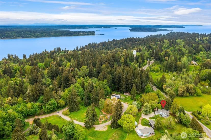 Property photo for 13437 Vashon Highway Sw, Vashon photo 4