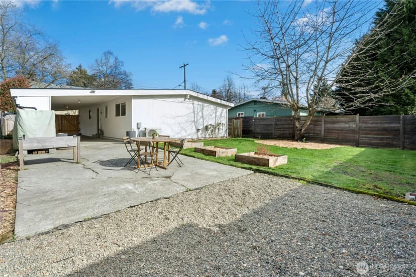 Property photo for 219 Sw 108th Street, Seattle photo 22