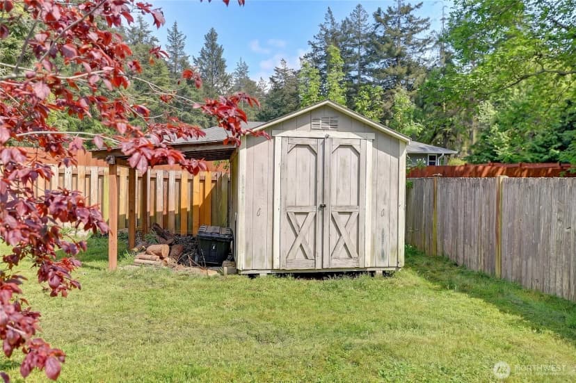 Property photo for 2180 Westwood Place, Oak Harbor photo 23