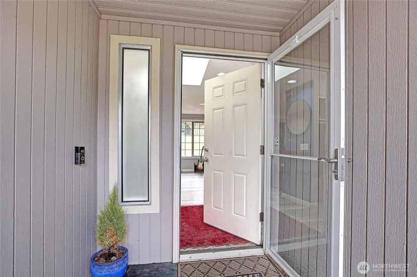 Property photo for 2180 Westwood Place, Oak Harbor photo 12