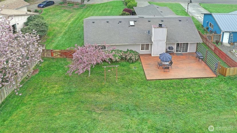 Property photo for 2180 Westwood Place, Oak Harbor photo 8