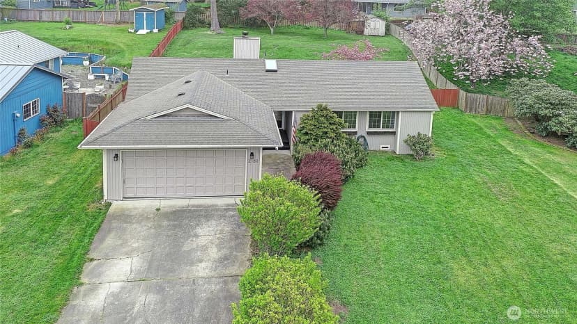 Property photo for 2180 Westwood Place, Oak Harbor photo 5