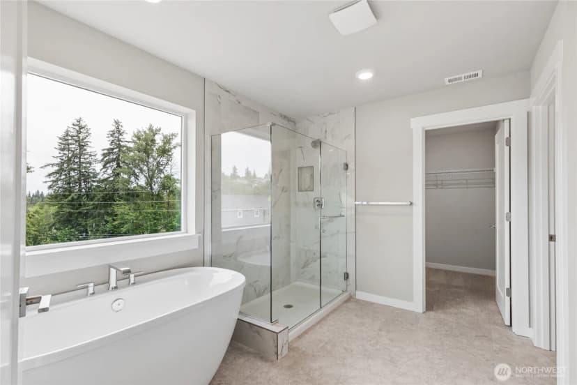 Property photo for 23750 Se 49th Street, Issaquah photo 13