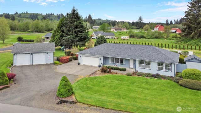 Property photo for 21 Monroe Drive, Cathlamet