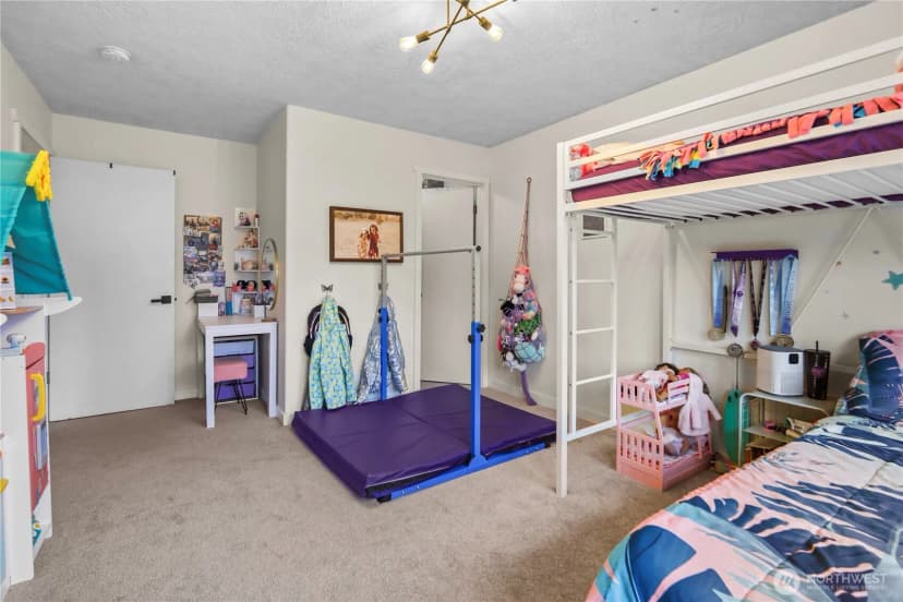 Property photo for 21 Monroe Drive, Cathlamet photo 16