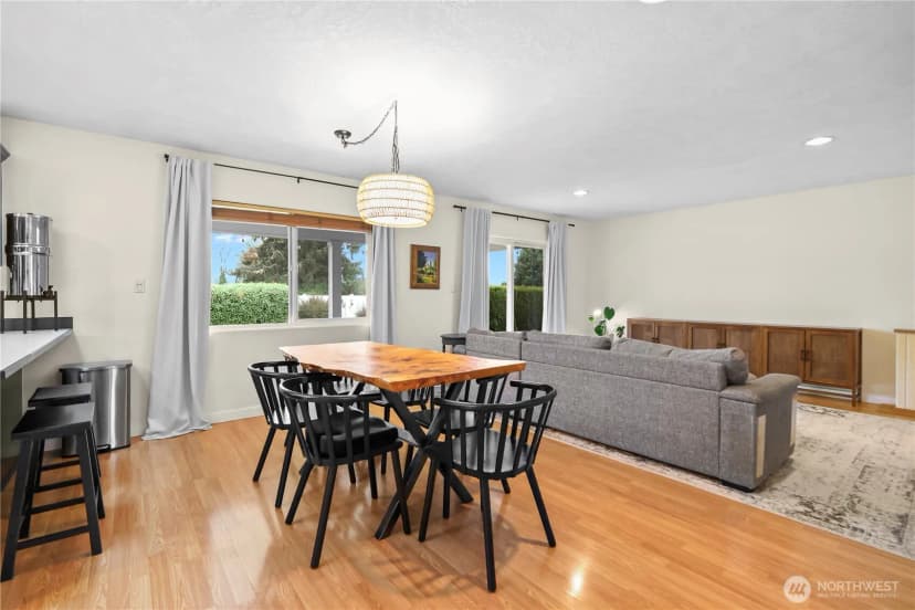 Property photo for 21 Monroe Drive, Cathlamet photo 5