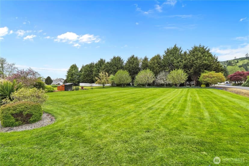Property photo for 21 Monroe Drive, Cathlamet photo 24