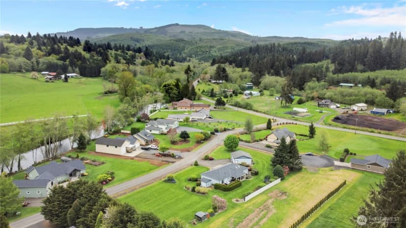 Property photo for 21 Monroe Drive, Cathlamet photo 34