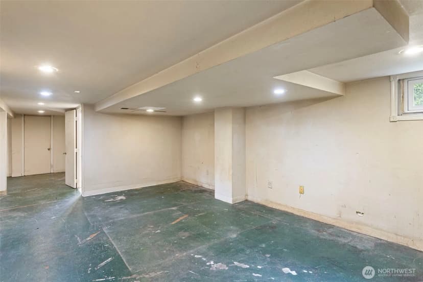 Property photo for 5802 Pacific Ave, Tacoma photo 13
