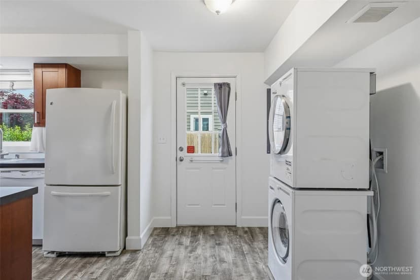 Property photo for 8521 S 117th Street, Seattle photo 10