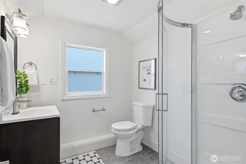 Property photo for 8521 S 117th Street, Seattle photo 19