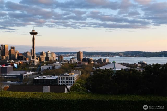 Property photo for 167 Prospect Street, Seattle photo 5
