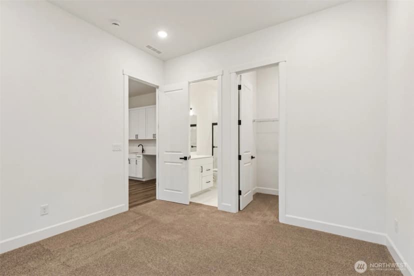 Property photo for 13701 100th Street Ne #217, Lake Stevens photo 6