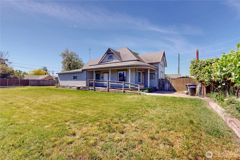 Property photo for 319 W Cherry Street, Walla Walla photo 30