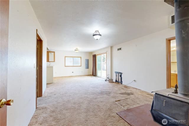 Property photo for 319 W Cherry Street, Walla Walla photo 4