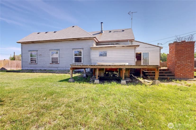 Property photo for 319 W Cherry Street, Walla Walla photo 26
