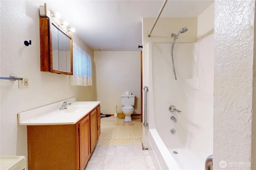 Property photo for 319 W Cherry Street, Walla Walla photo 15