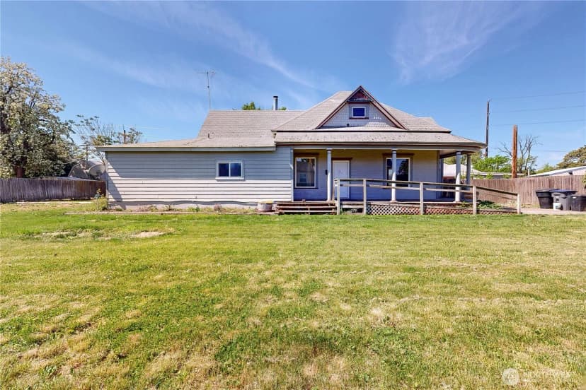Property photo for 319 W Cherry Street, Walla Walla photo 28