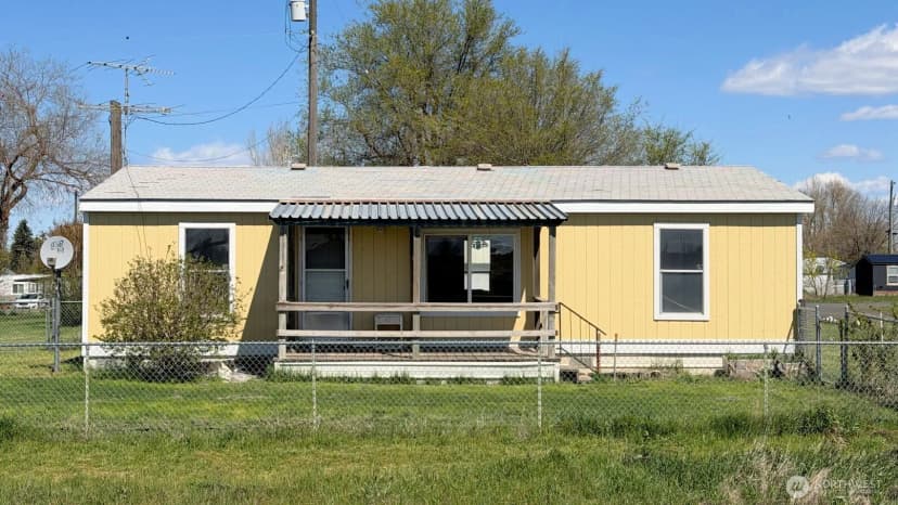 Property photo for 1210 2nd Street, Davenport
