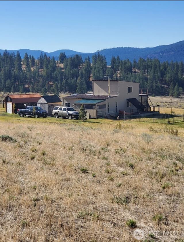 Property photo for 16 Edwards Creek Road, Tonasket photo 2