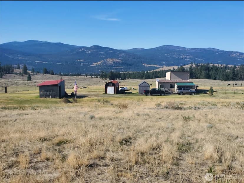 Property photo for 16 Edwards Creek Road, Tonasket photo 3