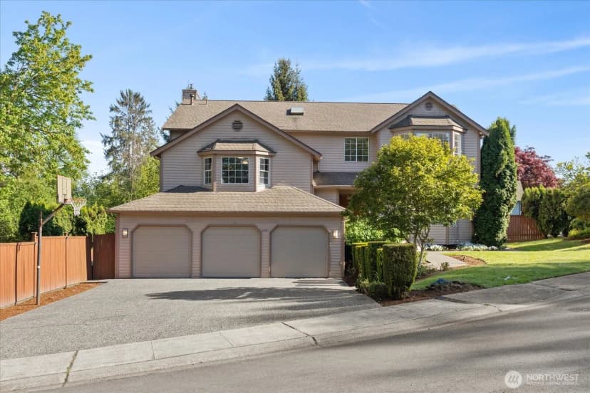 Property photo for 22311 6th Drive Se, Bothell