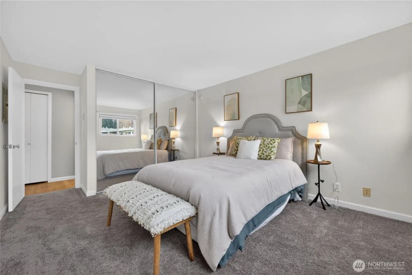 Property photo for 12701 Ne 9th Place #d209, Bellevue photo 15