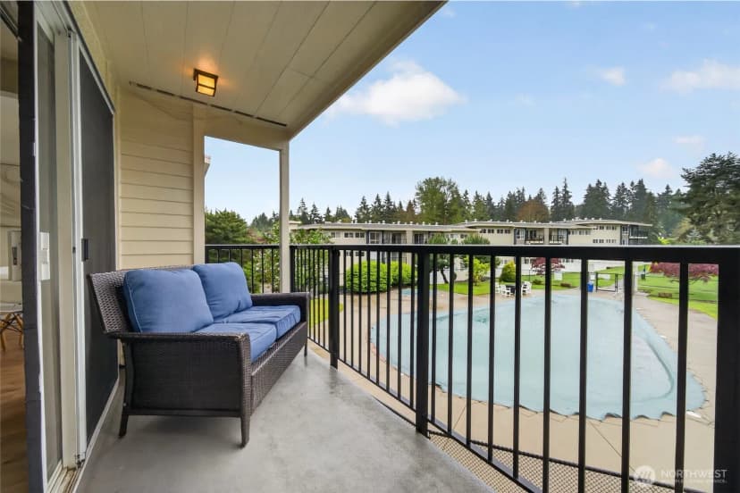 Property photo for 12701 Ne 9th Place #d209, Bellevue photo 16