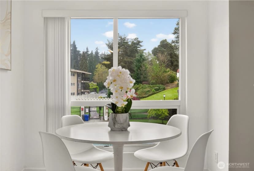 Property photo for 12701 Ne 9th Place #d209, Bellevue photo 11