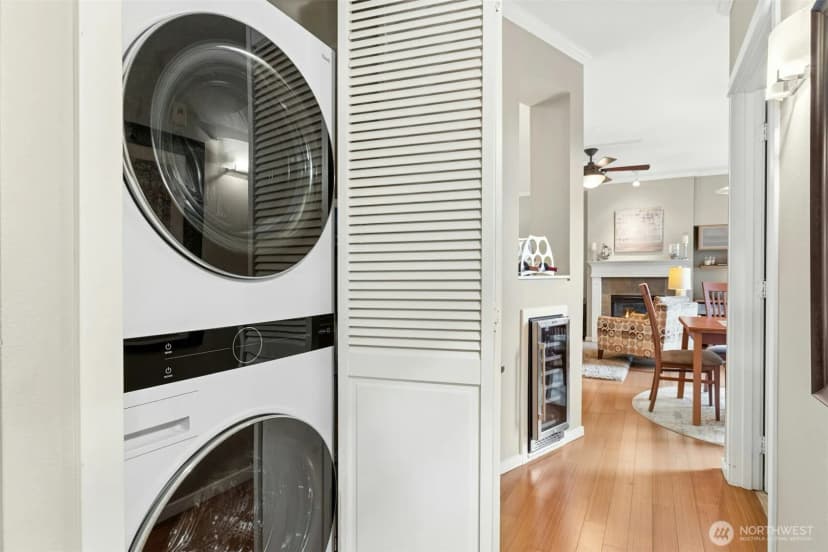 Property photo for 1950 Alaskan Way #128, Seattle photo 21