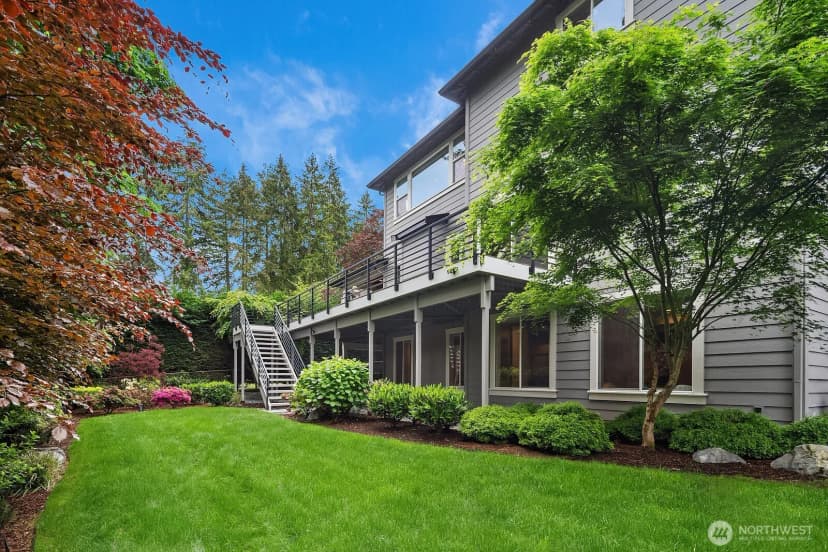Property photo for 1646 106th Avenue Se, Bellevue photo 34
