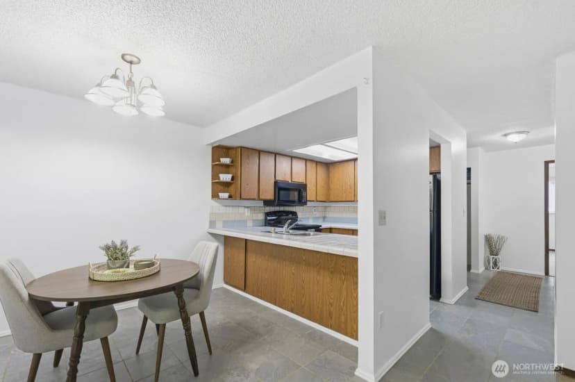 Property photo for 2949 Se Mile Hill #c-3, Port Orchard photo 4