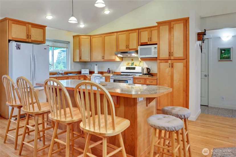 Property photo for 2560 Ne William E Sutton Road, Bremerton photo 10