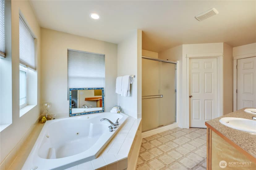 Property photo for 2560 Ne William E Sutton Road, Bremerton photo 14