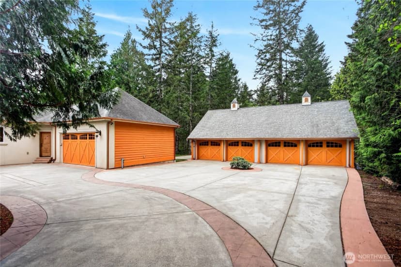Property photo for 23011 257th Avenue Se, Maple Valley photo 37
