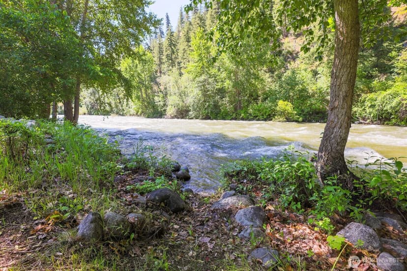 Property photo for 180 Country River Lane, Entiat photo 38