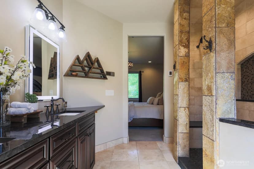 Property photo for 180 Country River Lane, Entiat photo 15