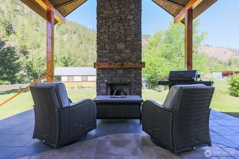 Property photo for 180 Country River Lane, Entiat photo 25