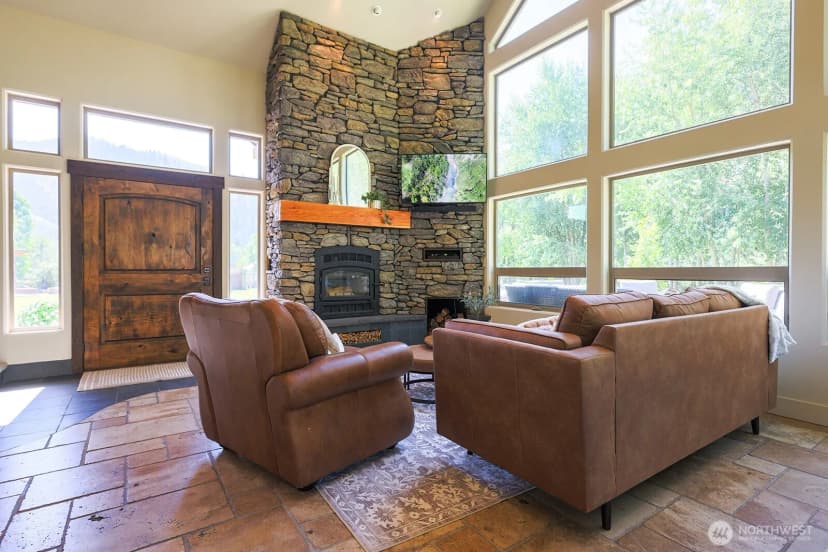 Property photo for 180 Country River Lane, Entiat photo 5
