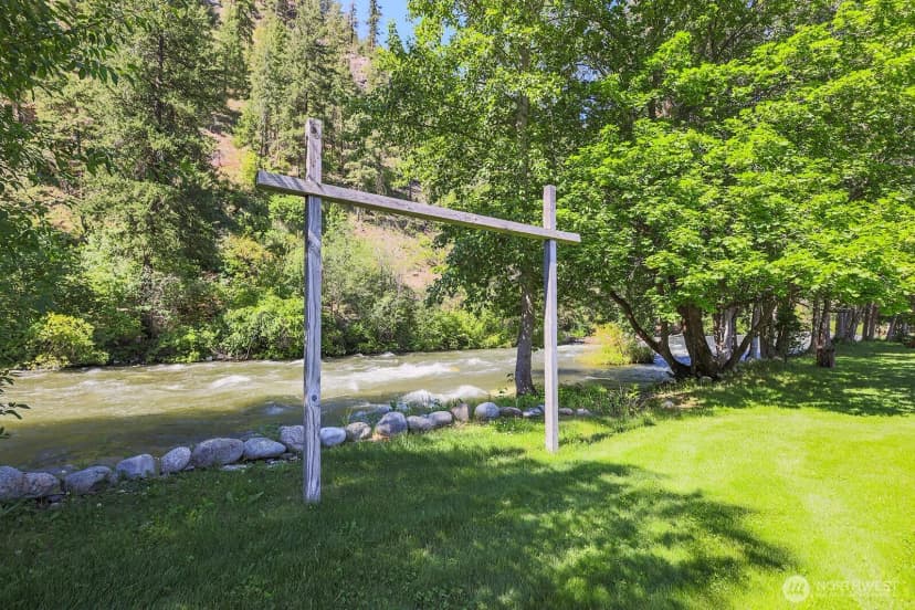 Property photo for 180 Country River Lane, Entiat photo 33