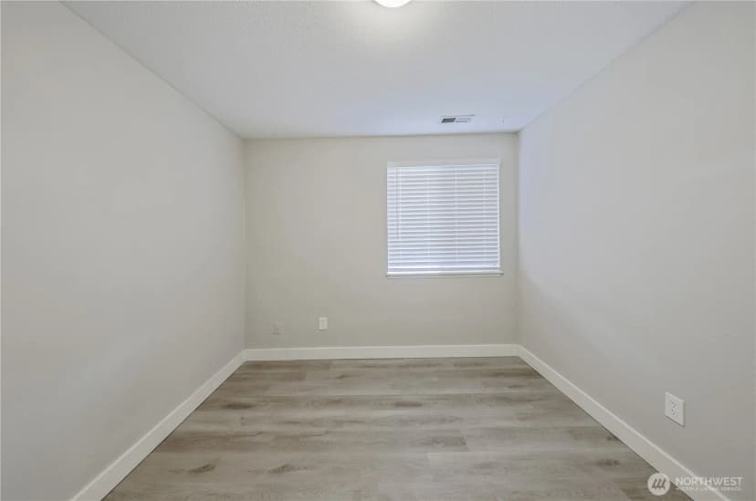 Property photo for 1021 30th Street Ne, Auburn photo 17