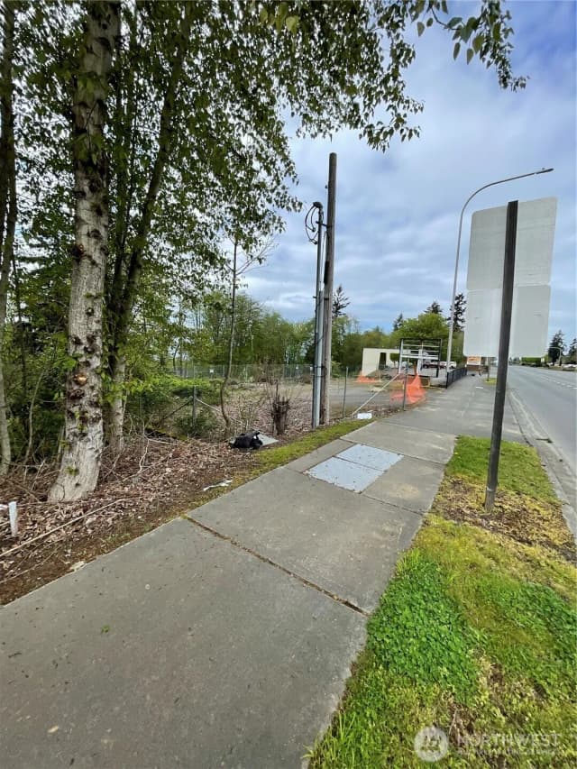 Property photo for 29223 S Pacific Highway S, Federal Way photo 3